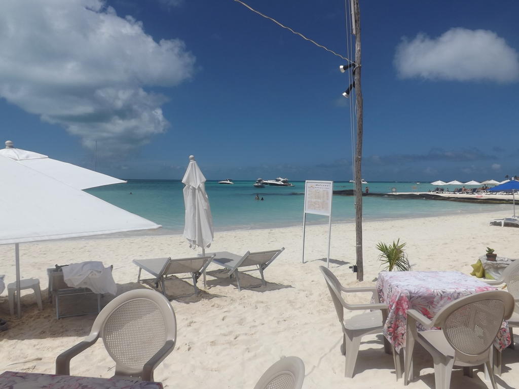 Nautibeach Beach Front Condos In North Beach Isla Mujeres Exterior photo